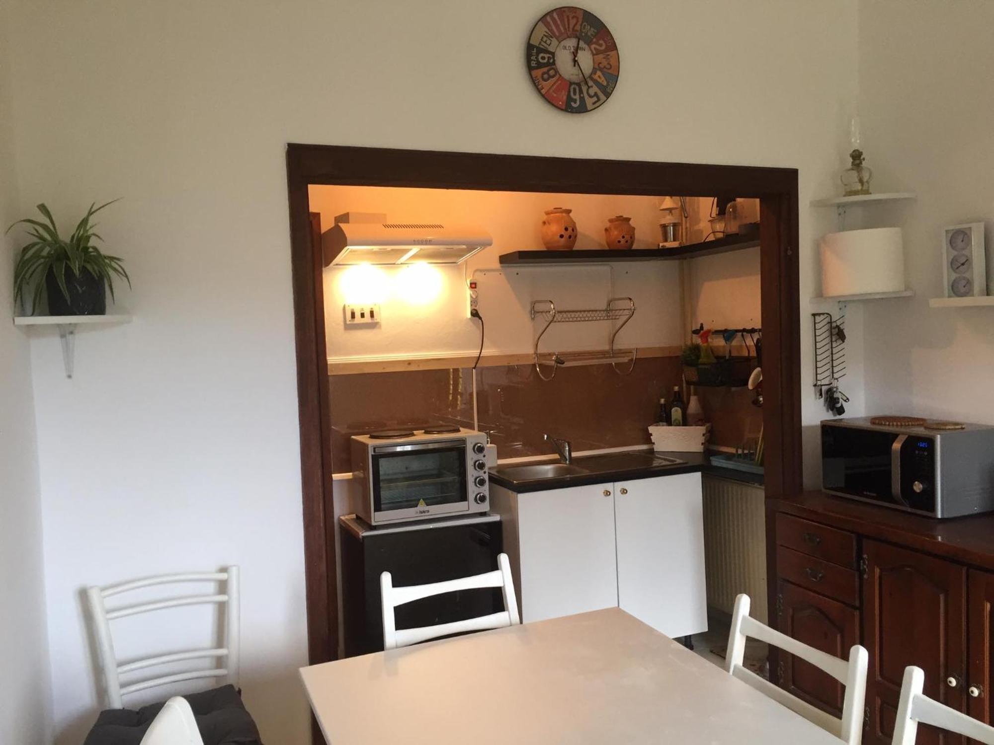 Salara Farmhouse Koper Bilik gambar